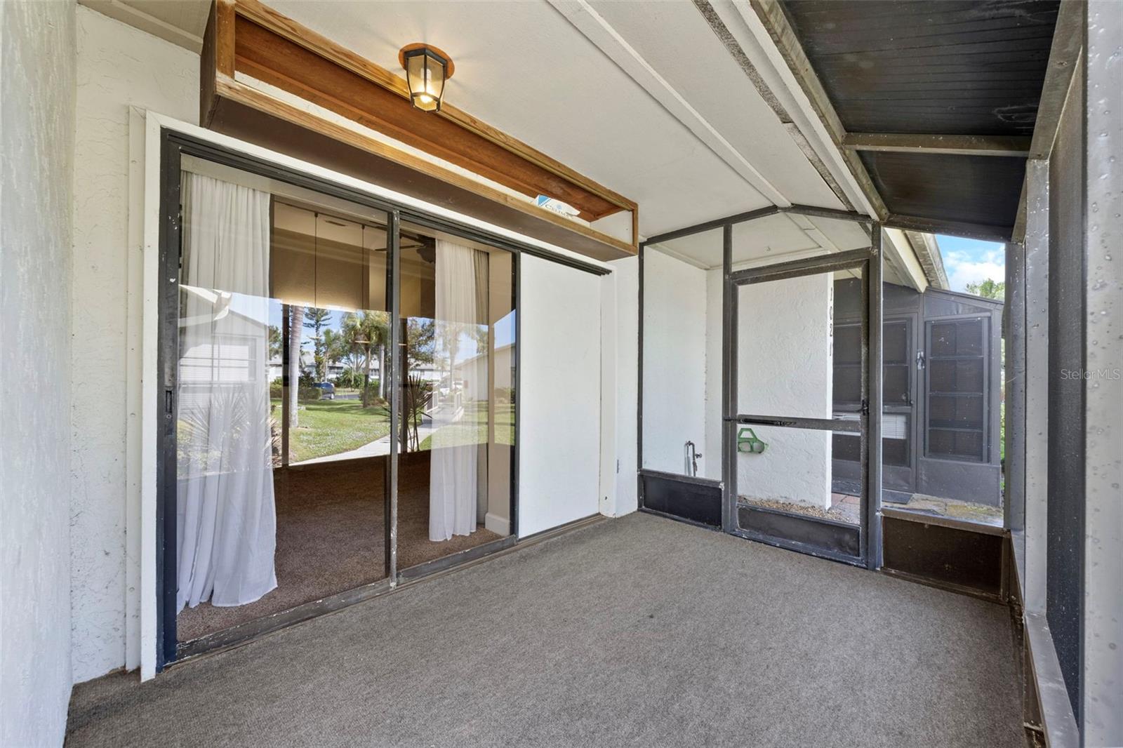 GREENVIEW VILLAS - Residential