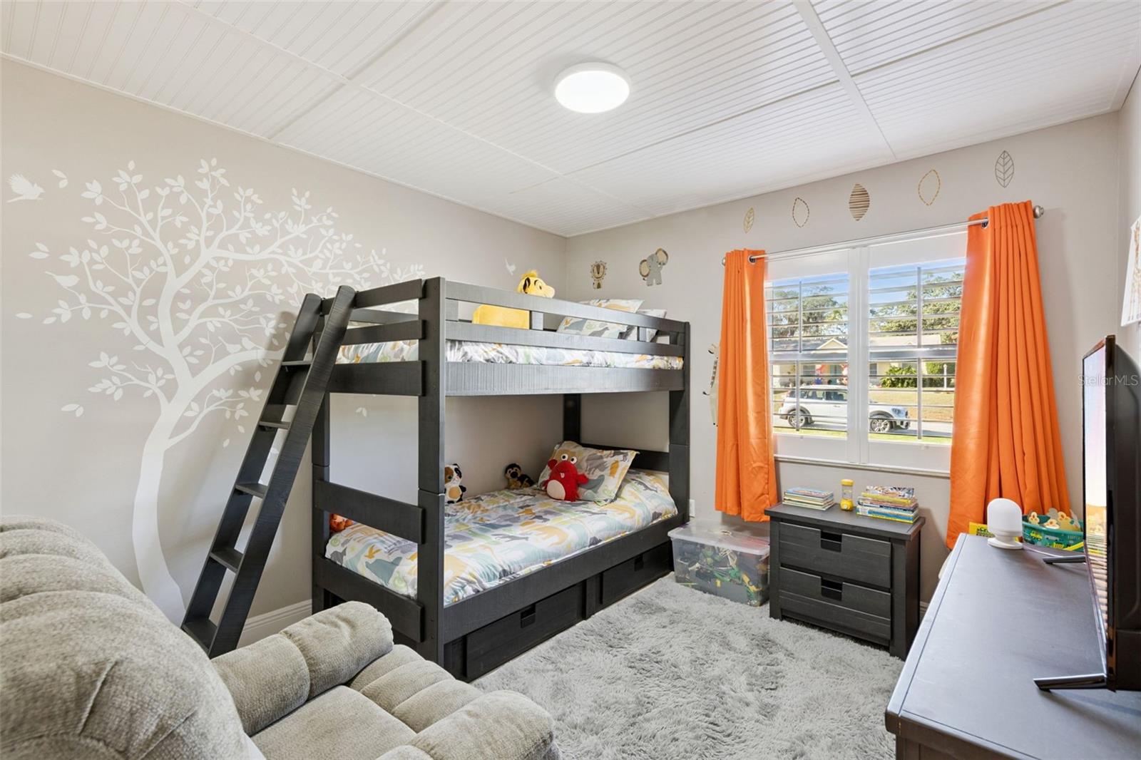 DELTONA LAKES UNIT 33 - Residential