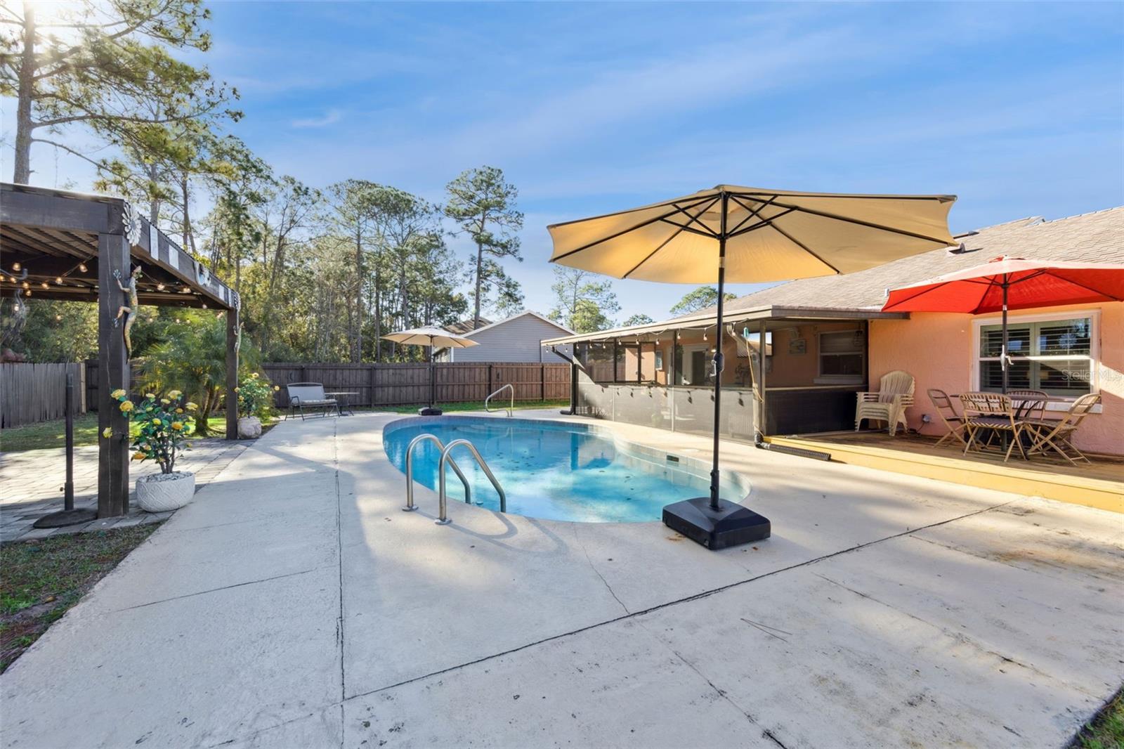 DELTONA LAKES UNIT 33 - Residential