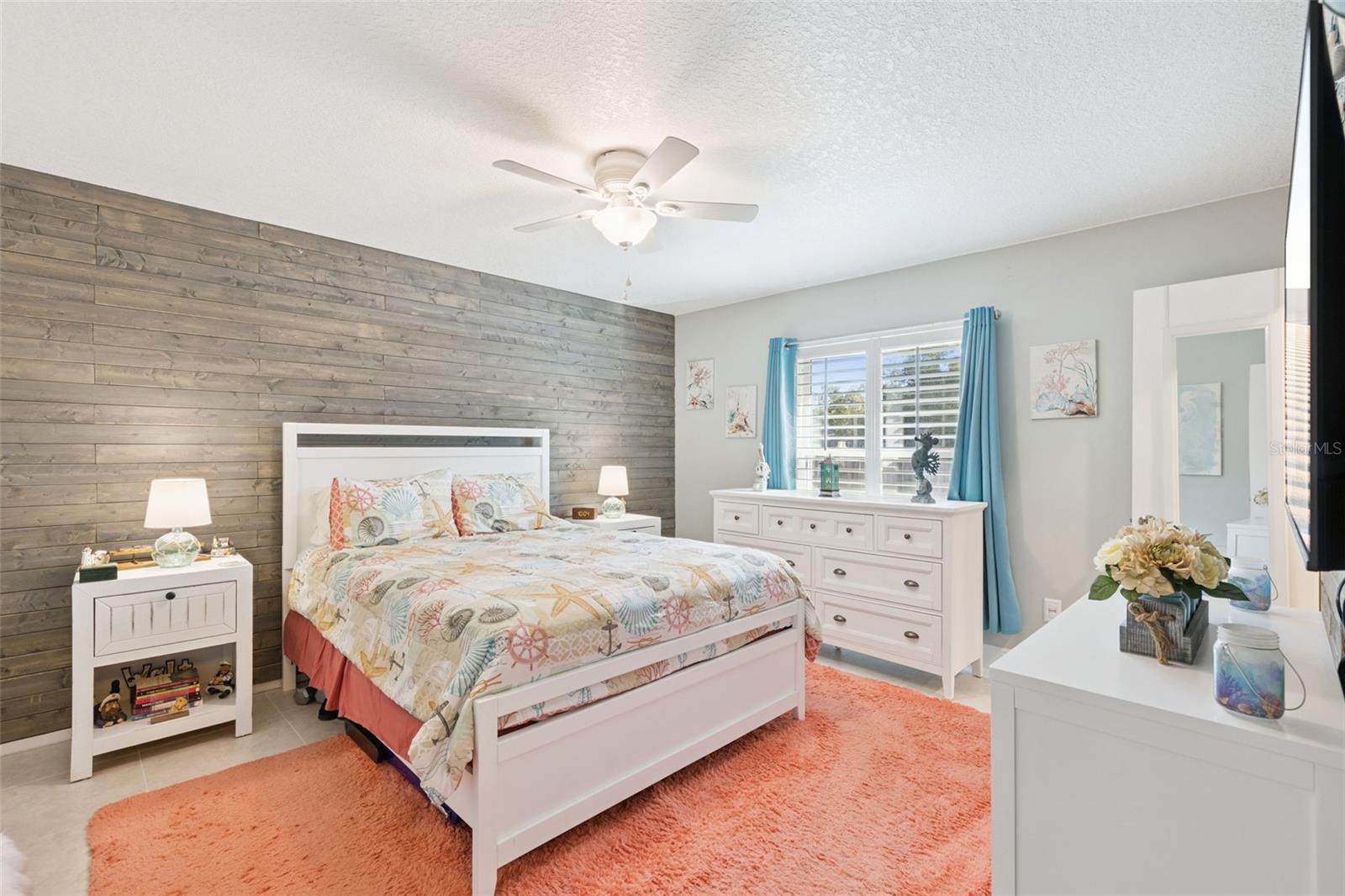 DELTONA LAKES UNIT 33 - Residential