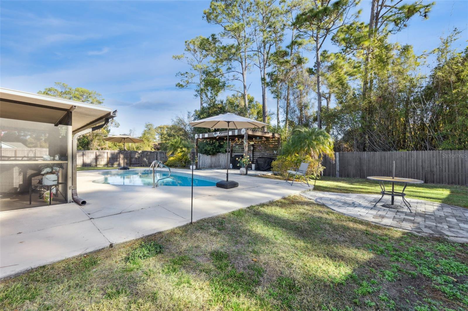 DELTONA LAKES UNIT 33 - Residential