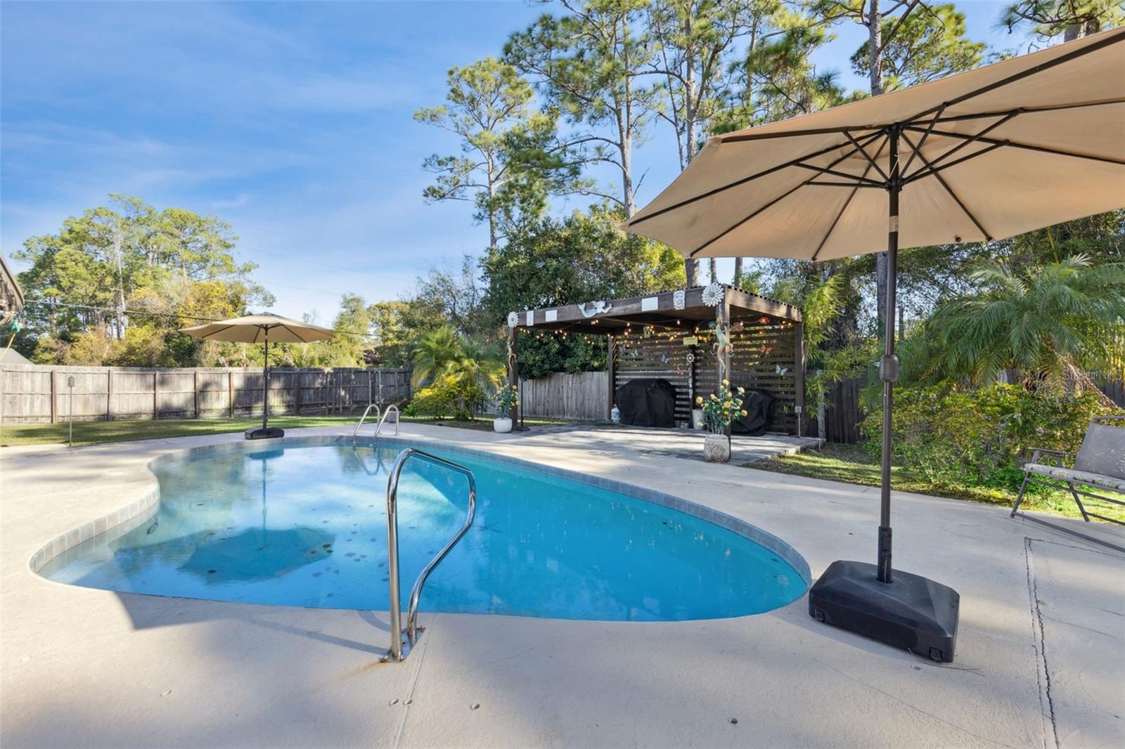 DELTONA LAKES UNIT 33 - Residential