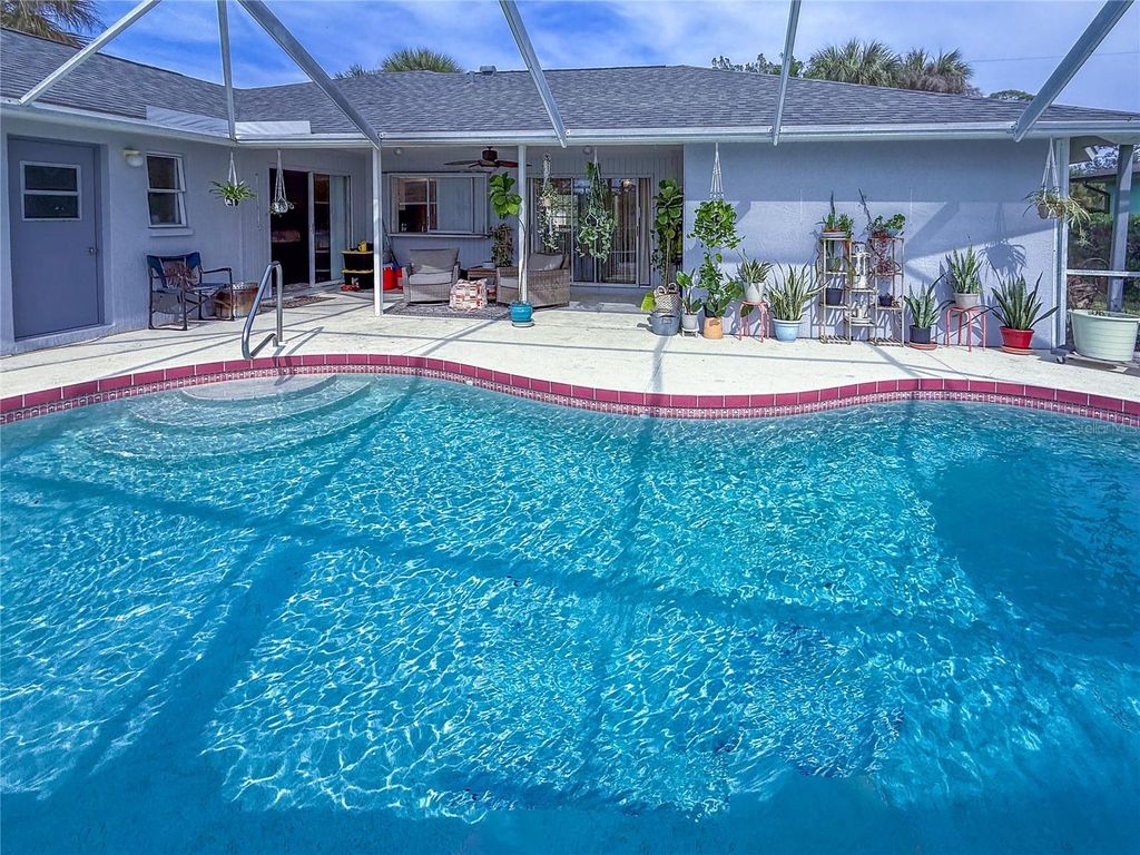 Photo of 9008 Allapata Lane, Venice, FL 34293 (MLS # A4678926)