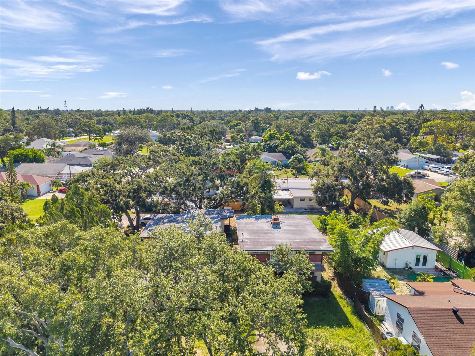 BARCELO PARK - Residential Income