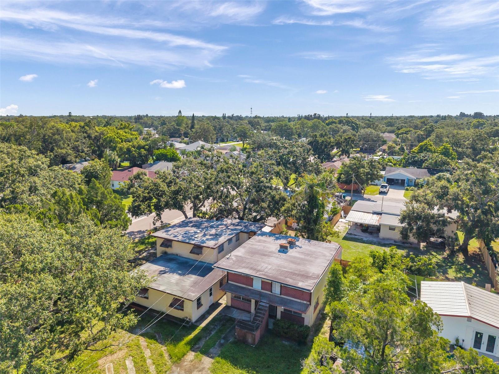 BARCELO PARK - Residential Income