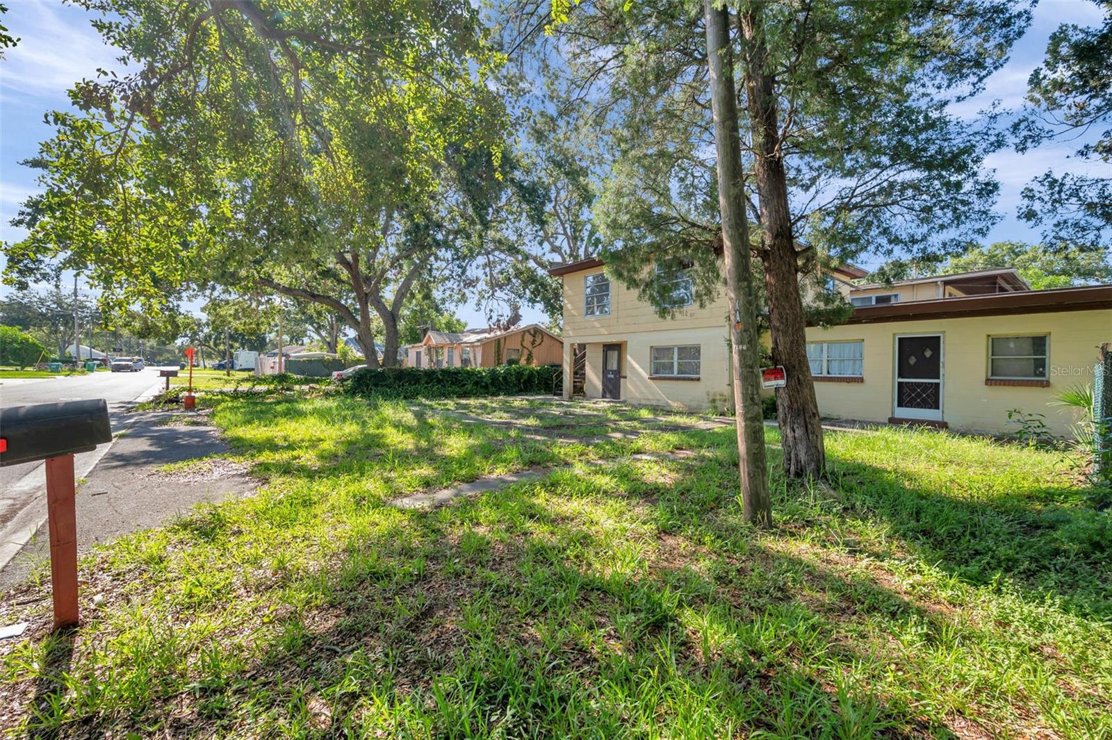 BARCELO PARK - Residential Income