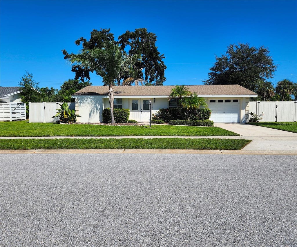 Photo of 3143 Lockwood Terrace, Sarasota, FL 34231 (MLS # TB8560963)