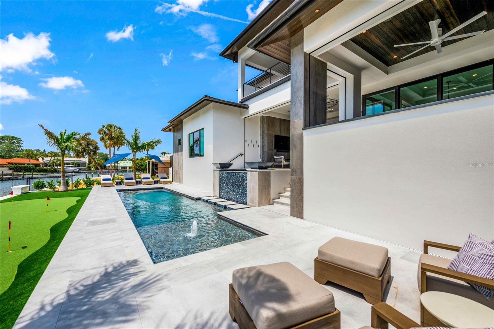 SIESTA PROPERTIES INC - Residential