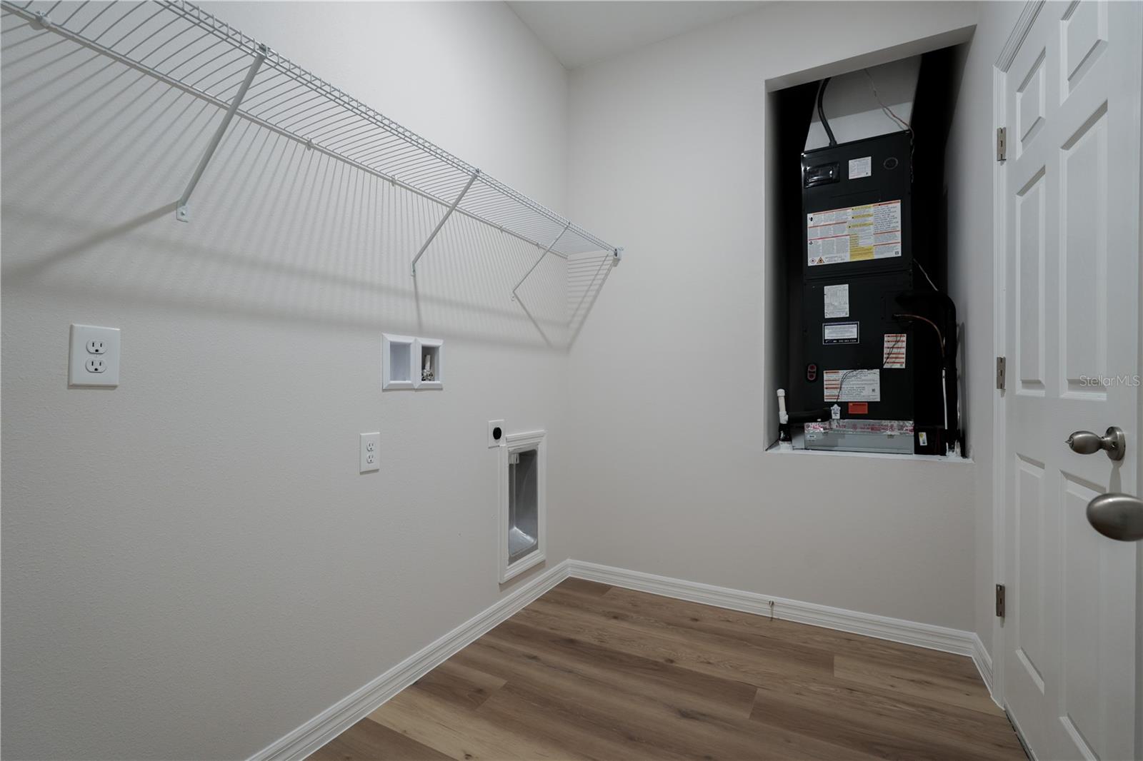 HAINES LAKE ESTATES - Residential