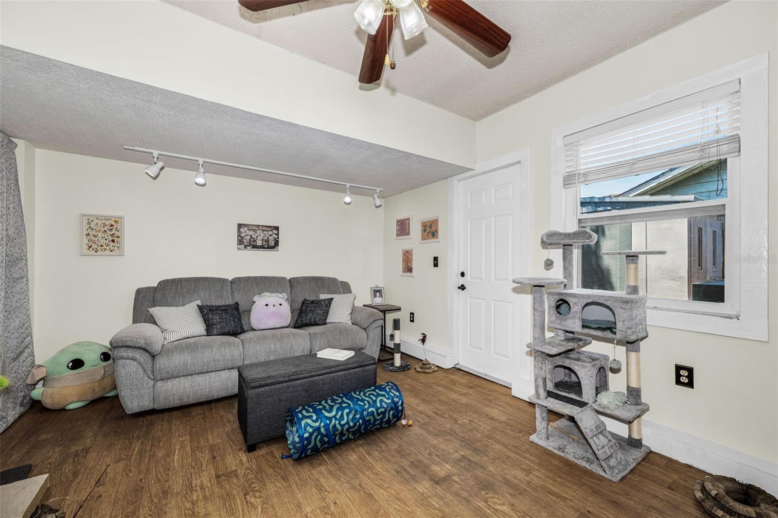 TALL PINES ESTATES - Residential