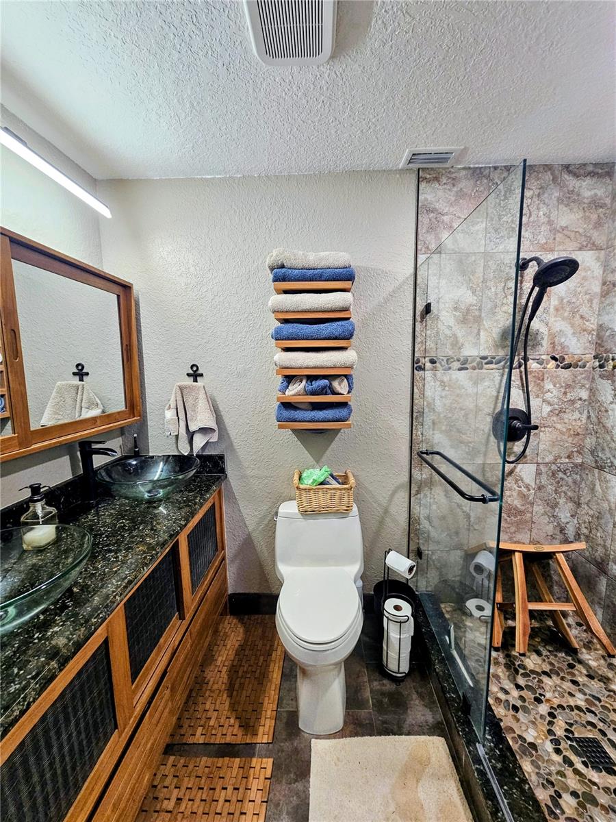 WESTWOOD VILLAS 3RD ADD - Residential