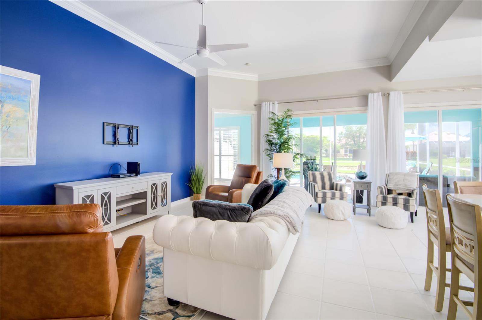 VILLAGEWALK - Residential Lease