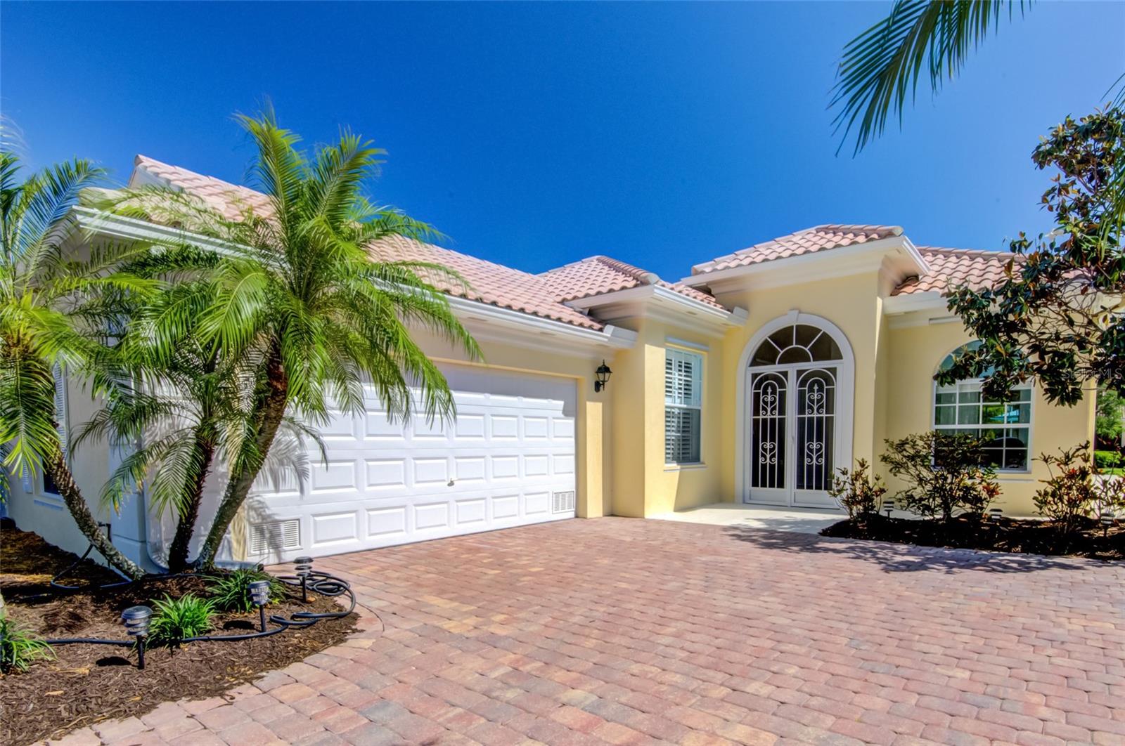 VILLAGEWALK - Residential Lease