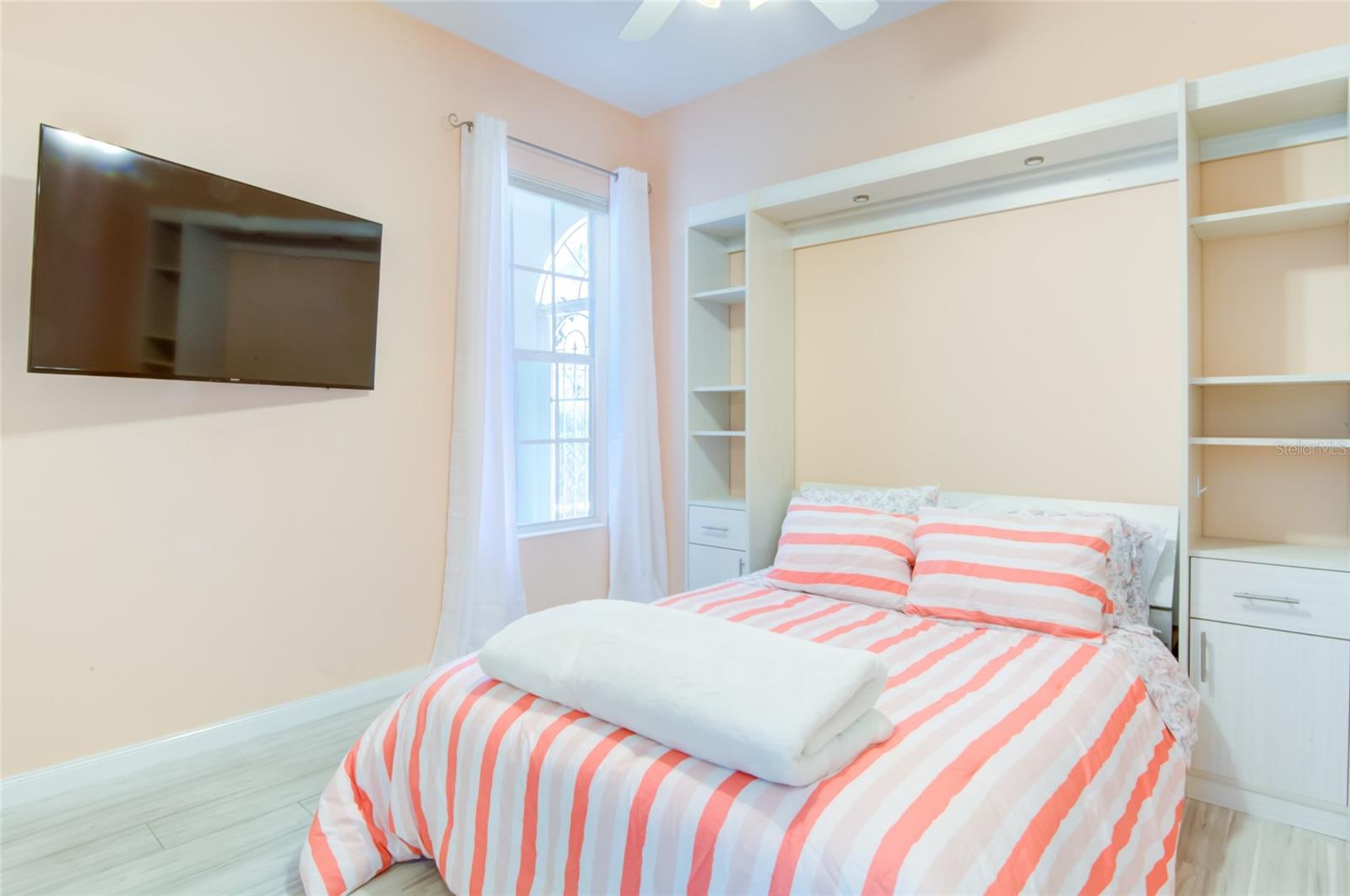 VILLAGEWALK - Residential Lease