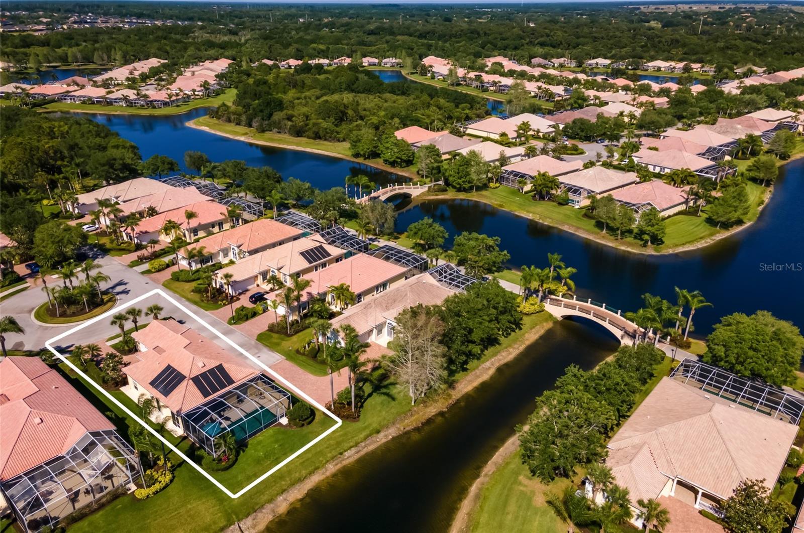 VILLAGEWALK - Residential Lease