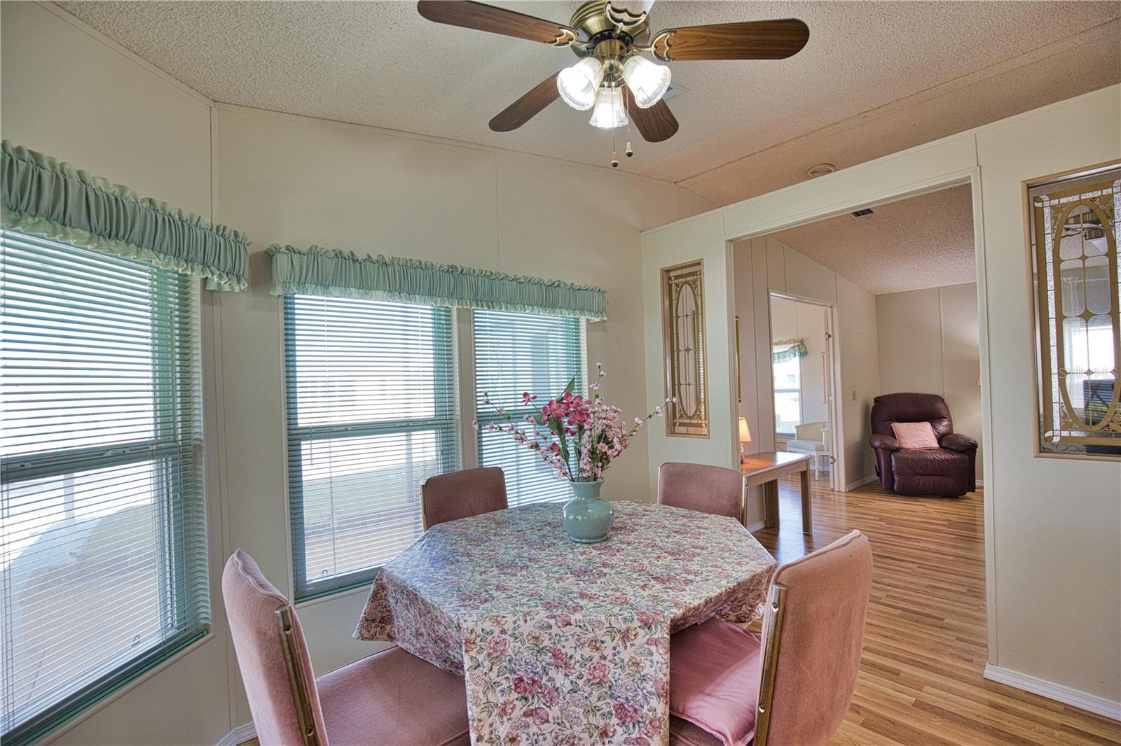 LA CASA MHP CO-OP - Residential