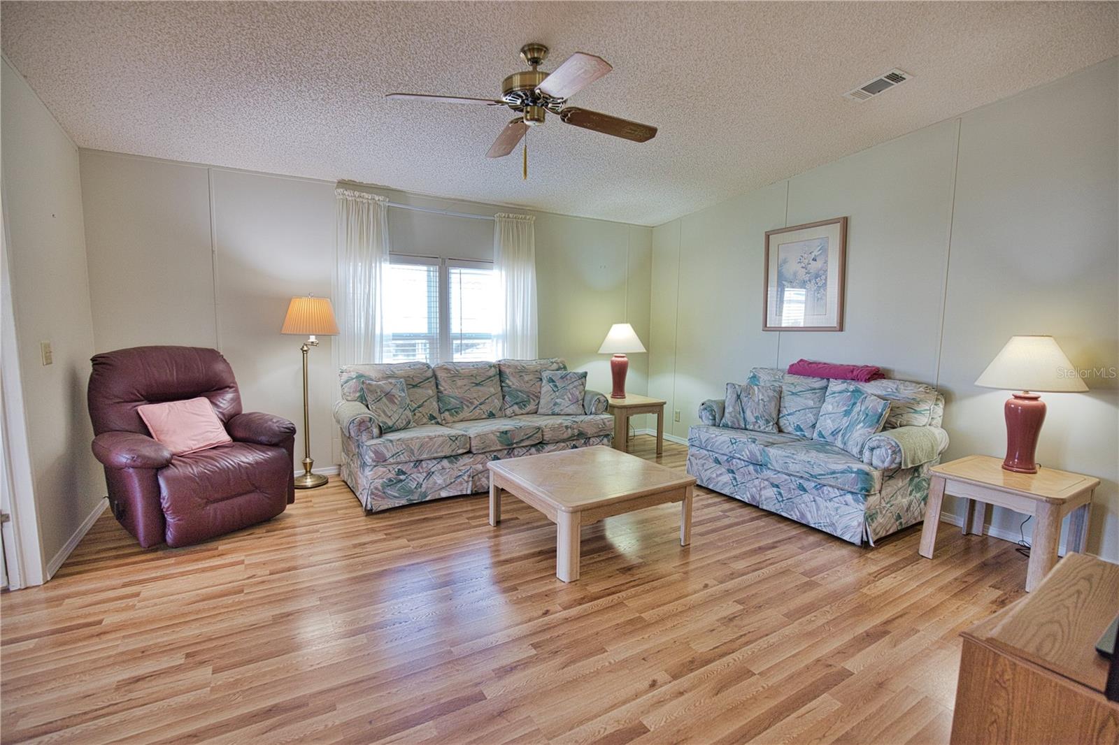 LA CASA MHP CO-OP - Residential