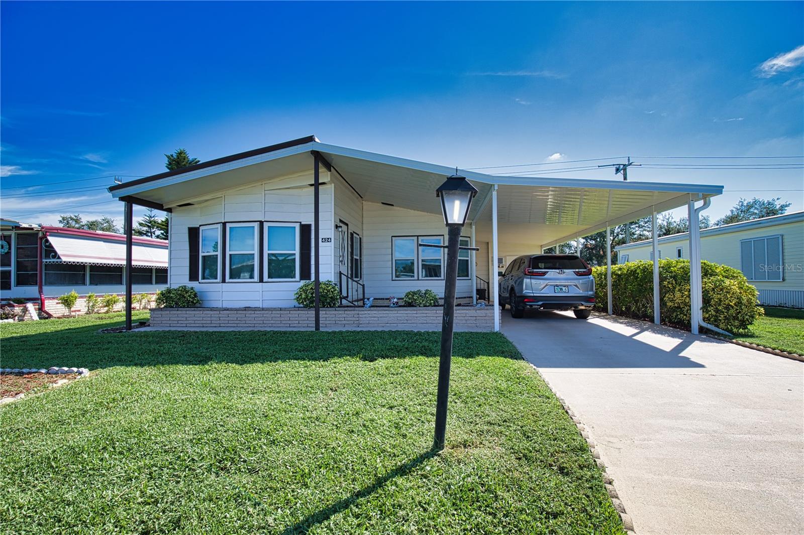 LA CASA MHP CO-OP - Residential