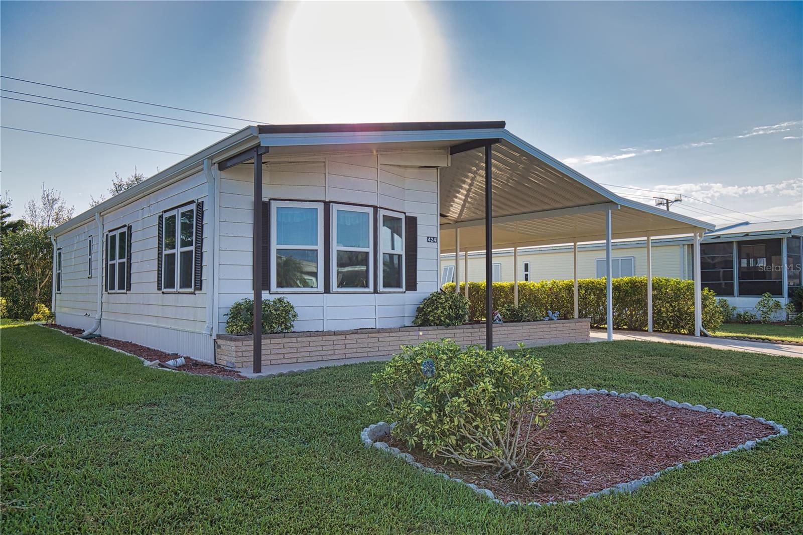 LA CASA MHP CO-OP - Residential