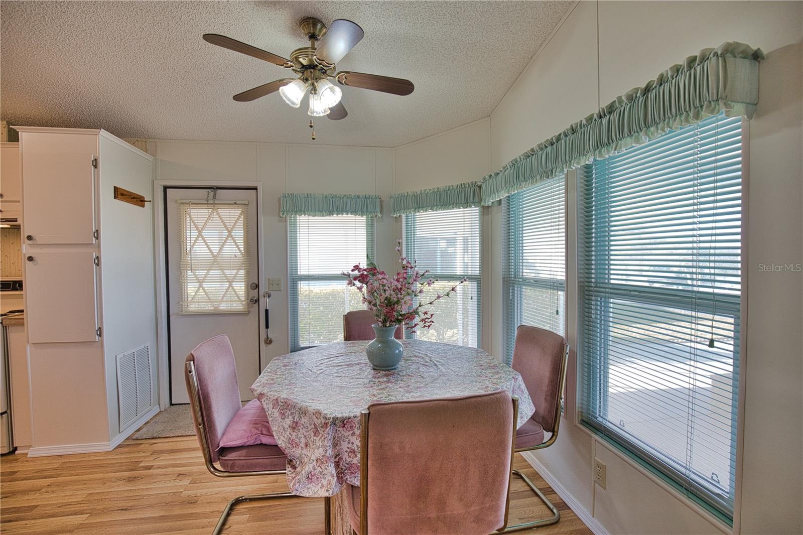 LA CASA MHP CO-OP - Residential