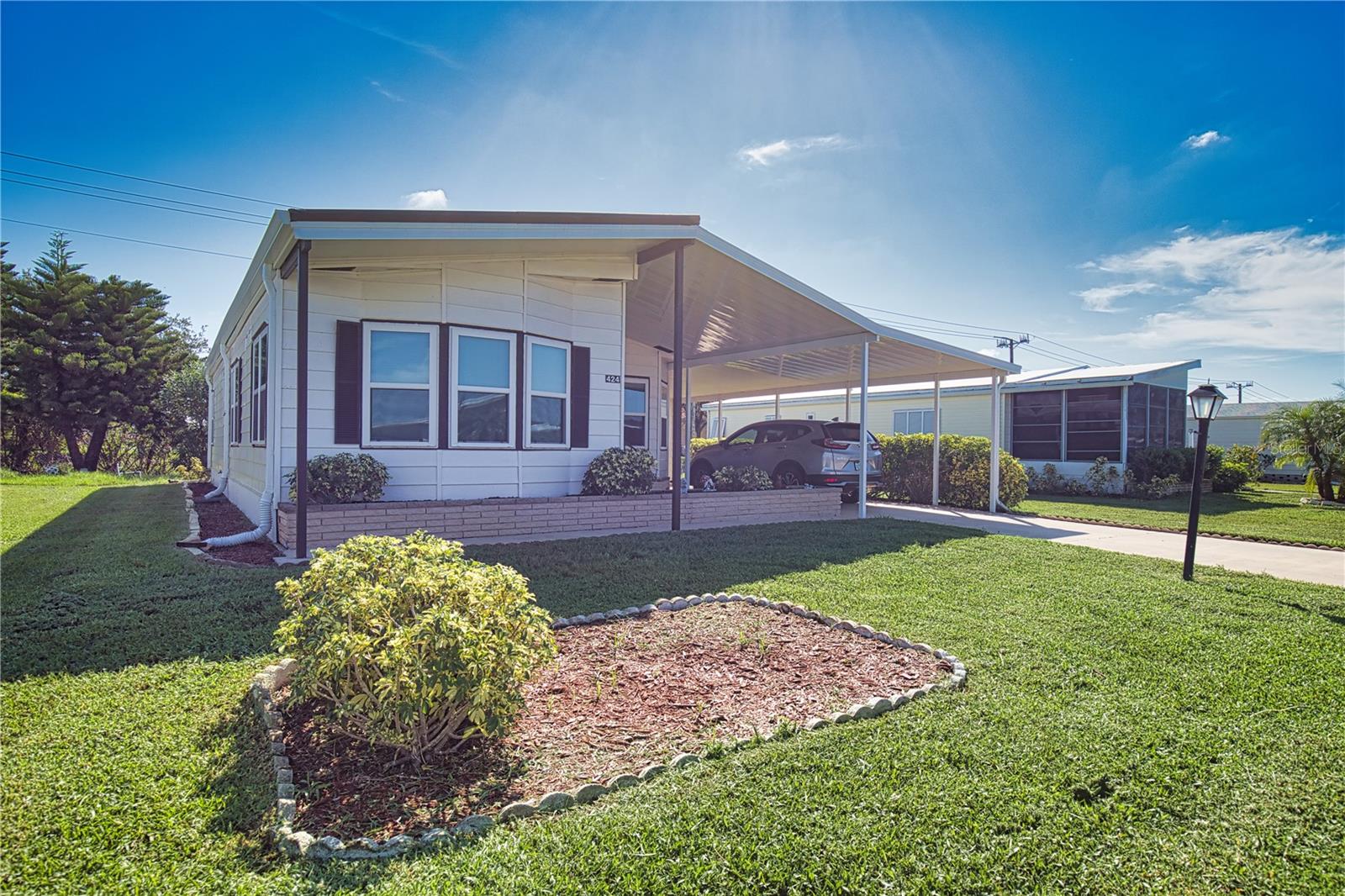 LA CASA MHP CO-OP - Residential