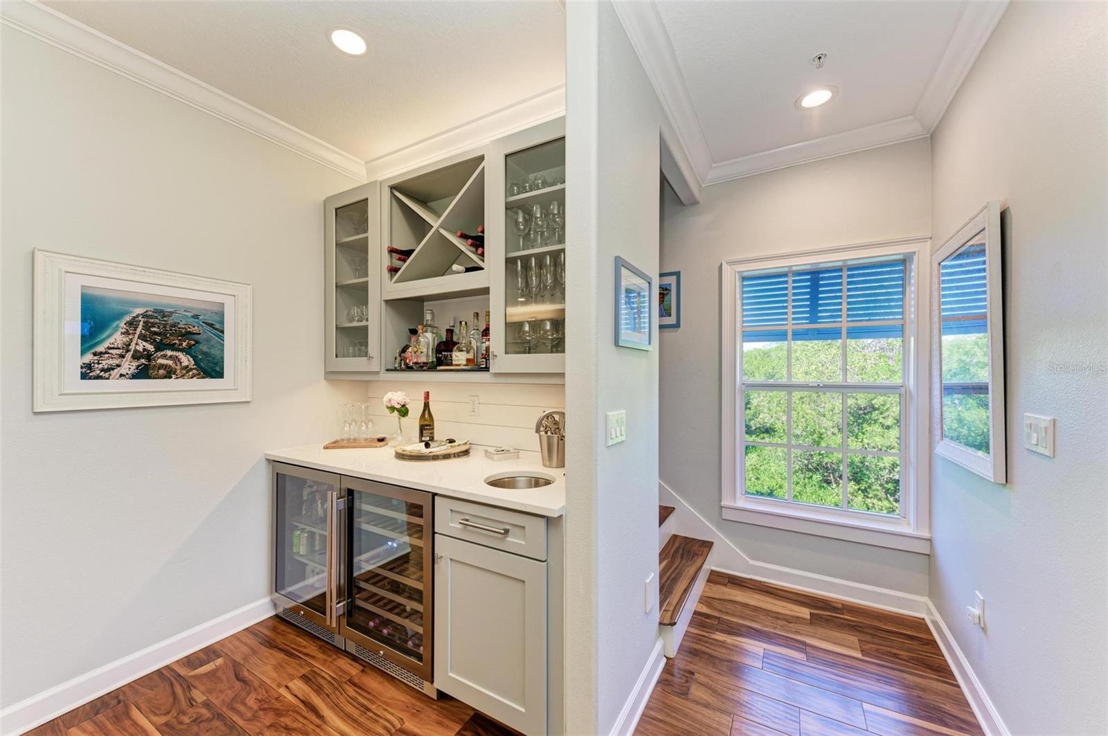 LAGUNA YACHT VILLAGE - Residential