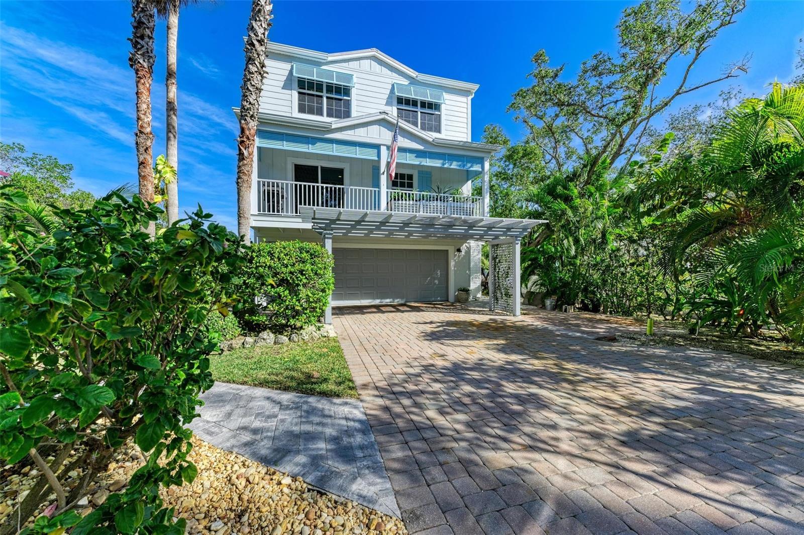 LAGUNA YACHT VILLAGE - Residential