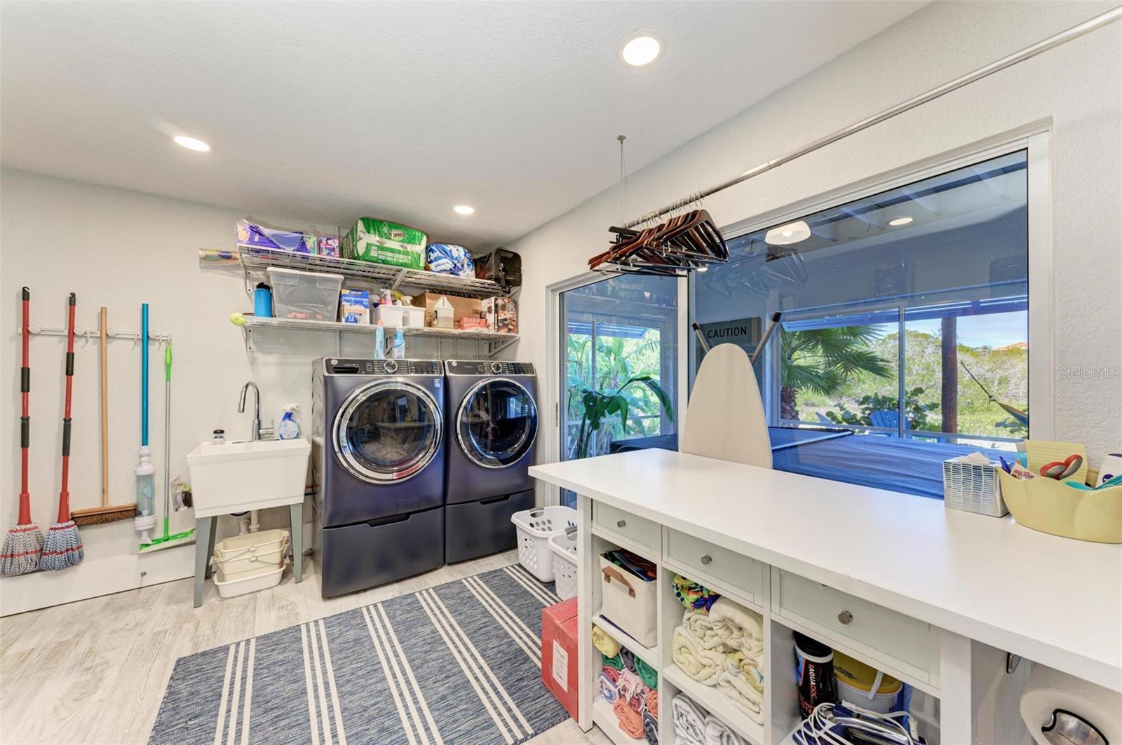 LAGUNA YACHT VILLAGE - Residential