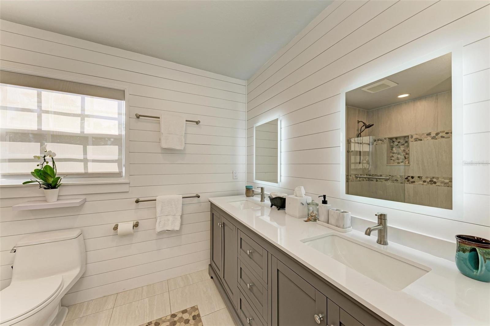 LAGUNA YACHT VILLAGE - Residential