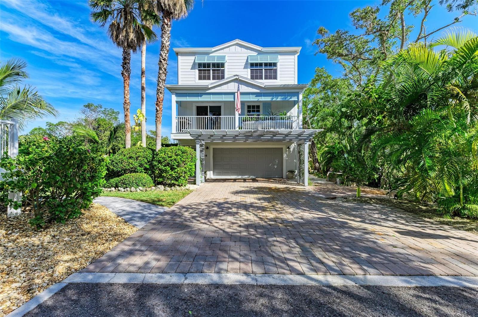 LAGUNA YACHT VILLAGE - Residential