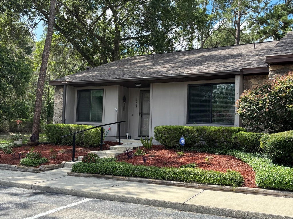 Photo of 3764 NW 54th Lane, Gainesville, FL 32653 (MLS # GC541321)