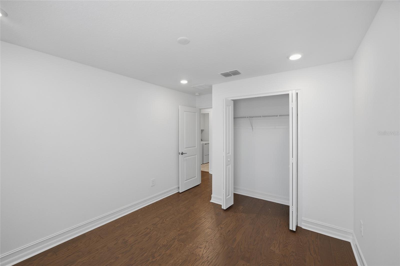 TOWNES AT MANHATTAN CROSSING - Residential Lease