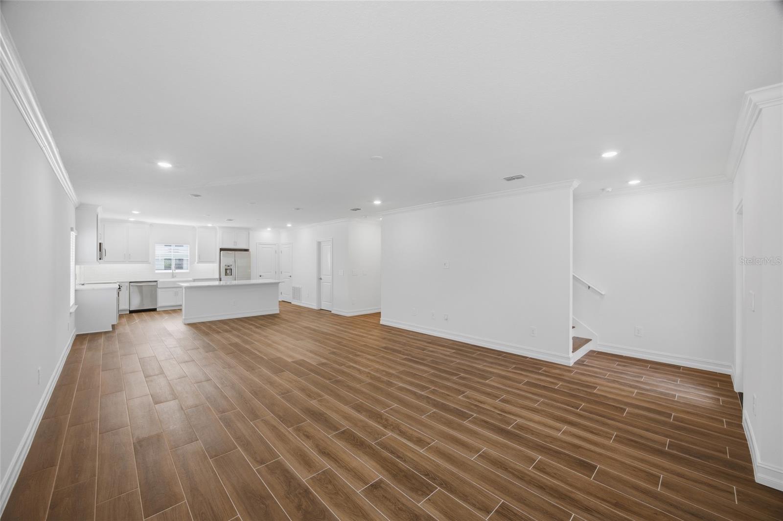 TOWNES AT MANHATTAN CROSSING - Residential Lease