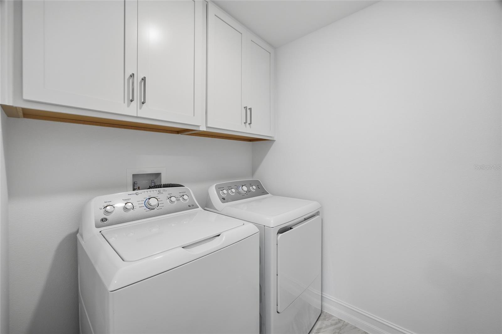 TOWNES AT MANHATTAN CROSSING - Residential Lease