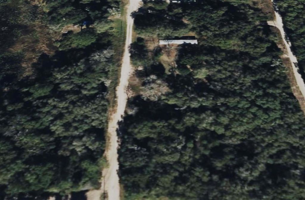 Photo of 323 NE 170th Court, Silver Springs, FL 34488 (MLS # O6358543)