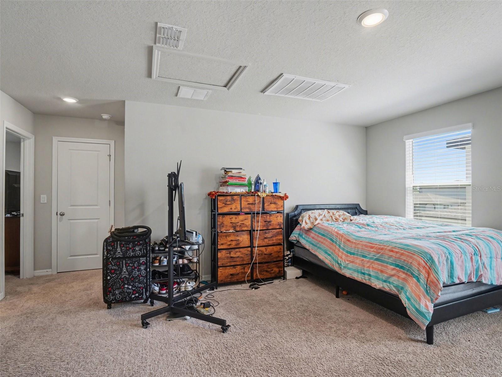 SALT MEADOWS - Residential