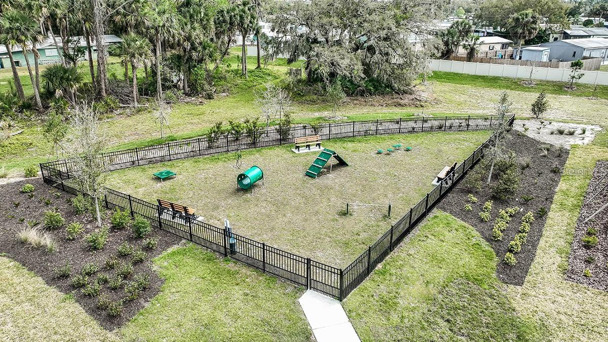 RIVERFRONT ESTATES SOUTH - Residential