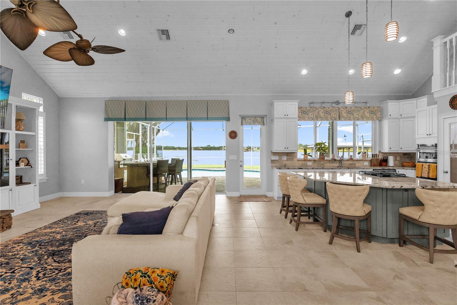 SOUTH SYLVAN LAKE SHORES - Residential