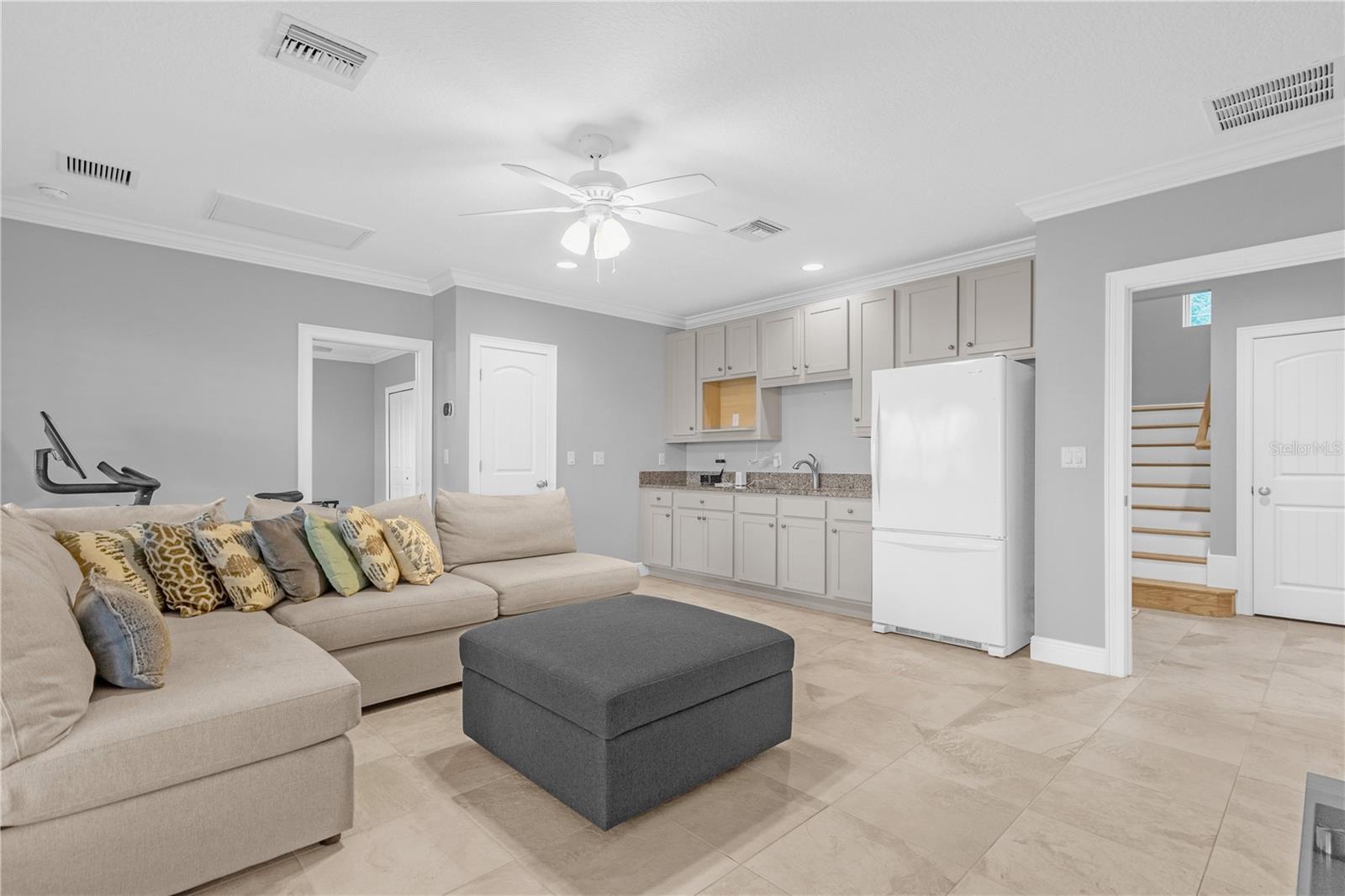 SOUTH SYLVAN LAKE SHORES - Residential