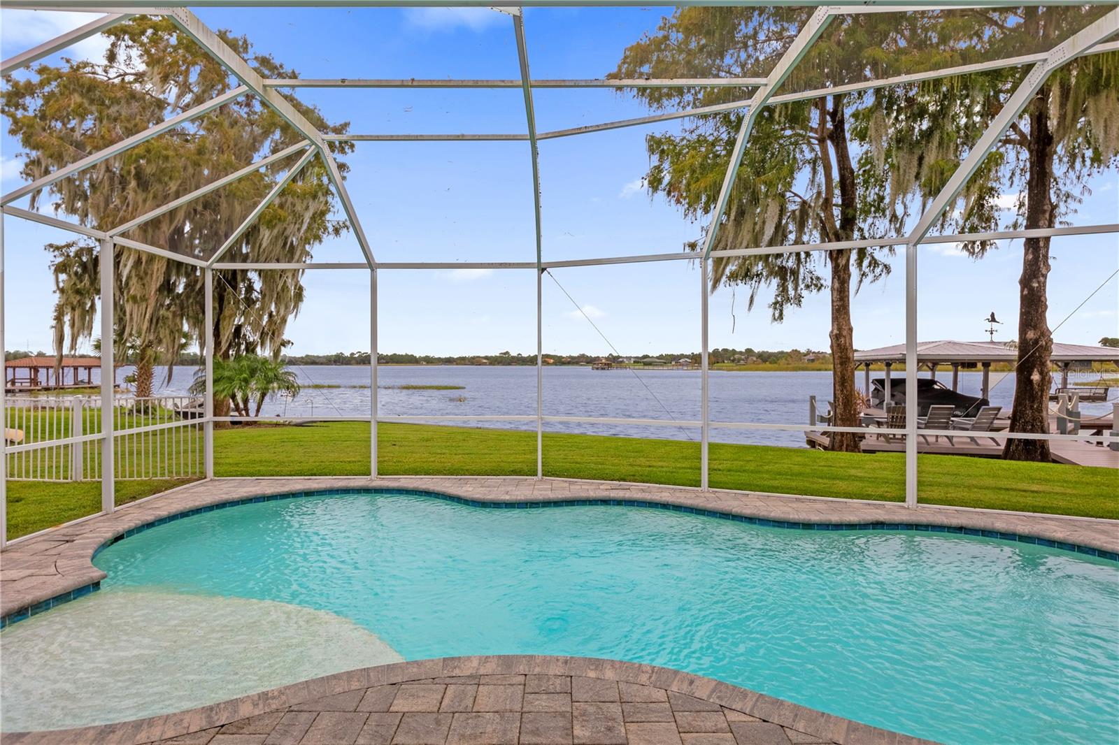 SOUTH SYLVAN LAKE SHORES - Residential