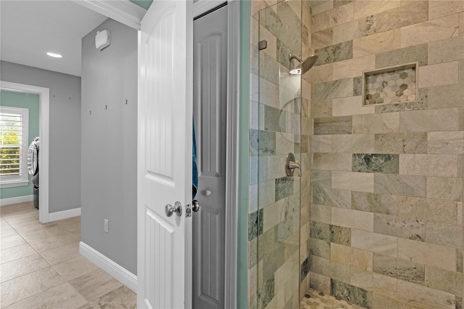 SOUTH SYLVAN LAKE SHORES - Residential