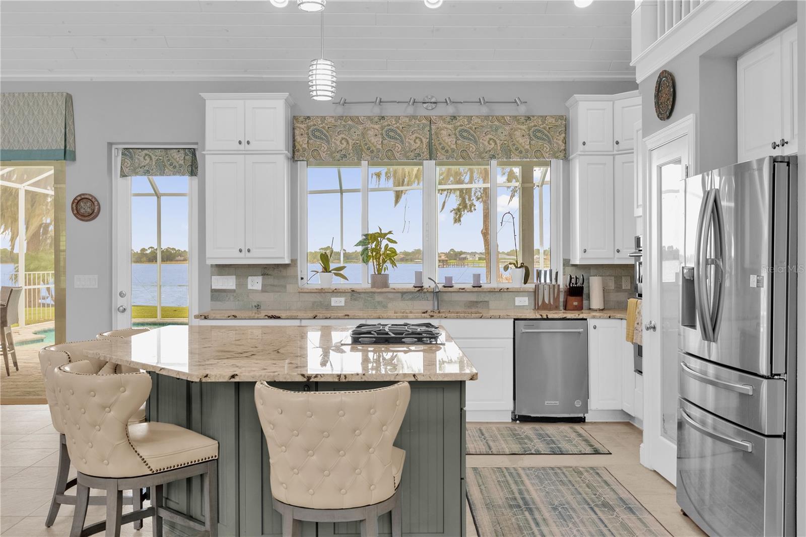 SOUTH SYLVAN LAKE SHORES - Residential