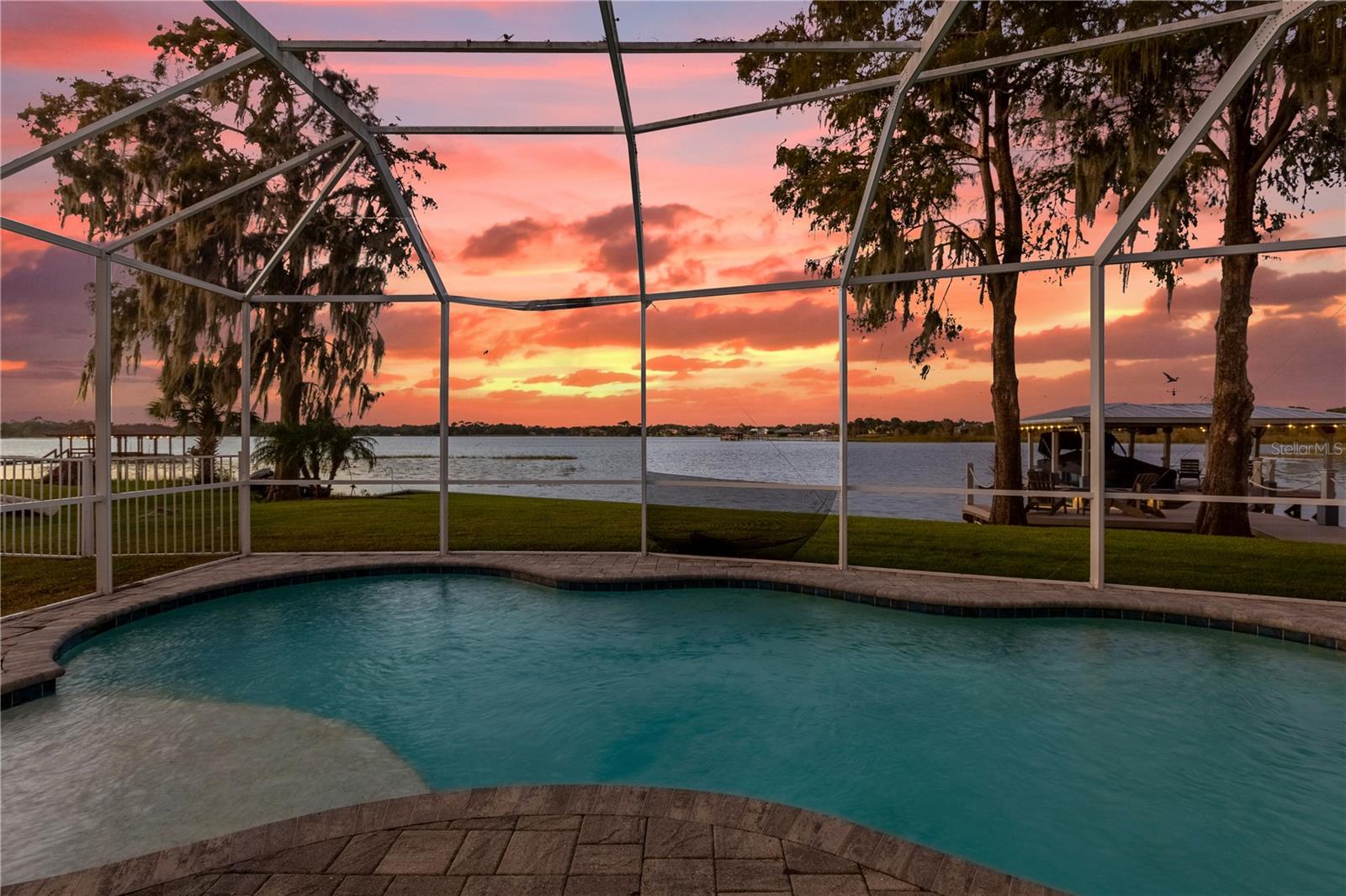 SOUTH SYLVAN LAKE SHORES - Residential