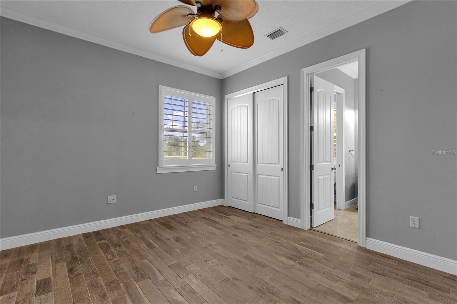 SOUTH SYLVAN LAKE SHORES - Residential