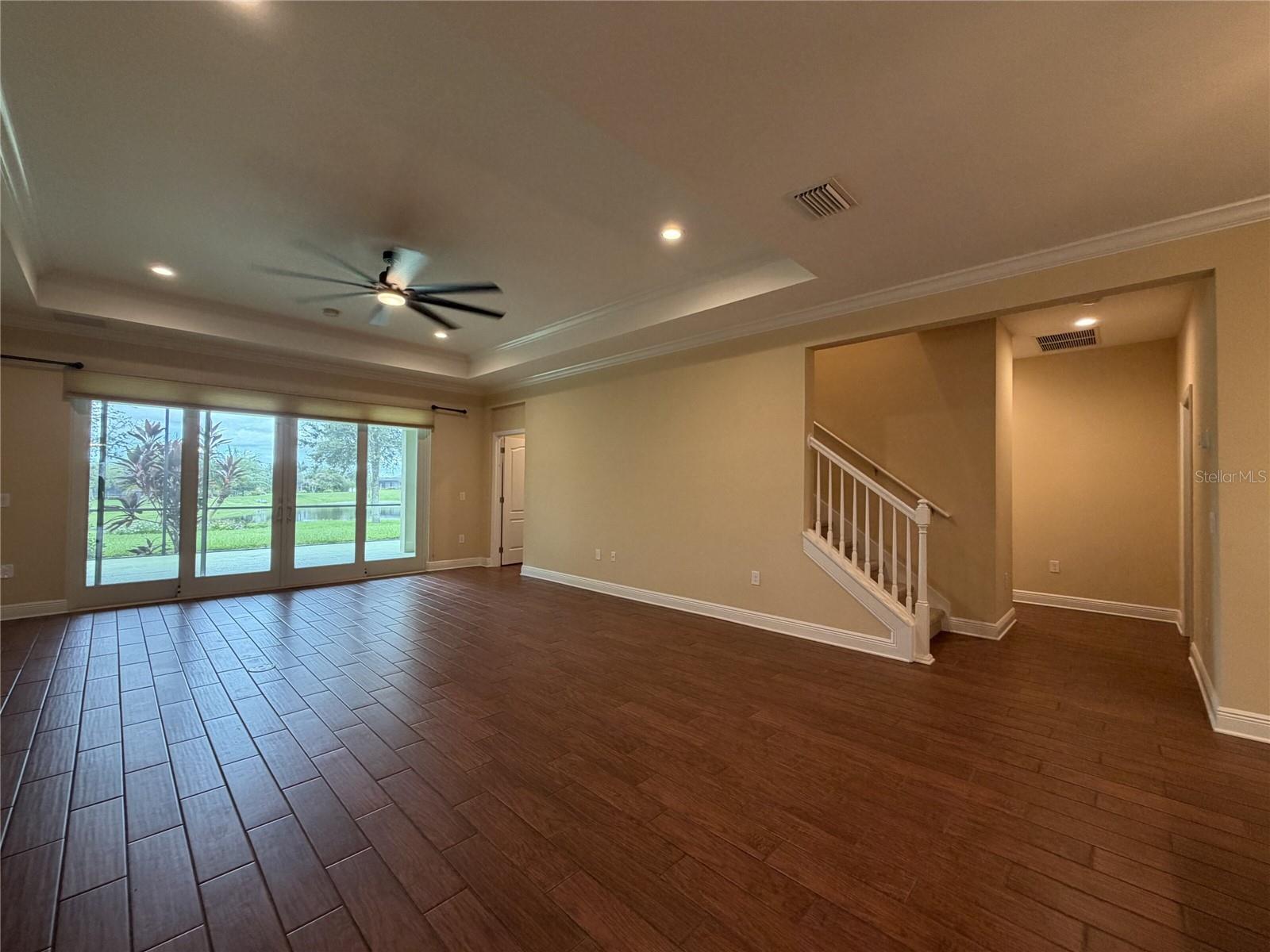 1121 THORNBURY DRIVE