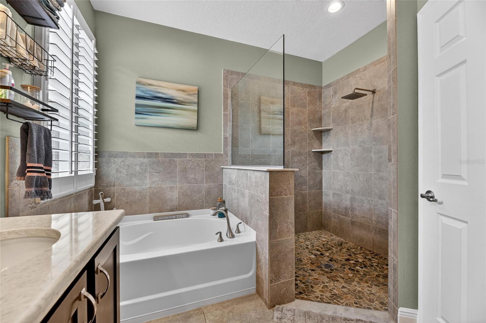SHADOW RIDGE - Residential