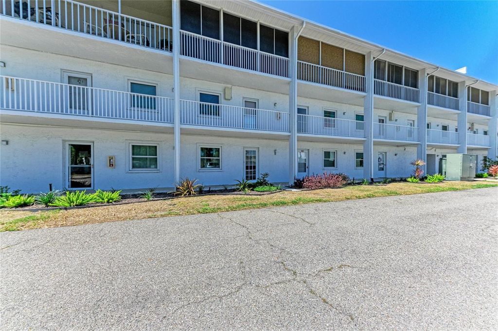 Photo of 4920 38th Way S #210, St Petersburg, FL 33711 (MLS # TB8490503)