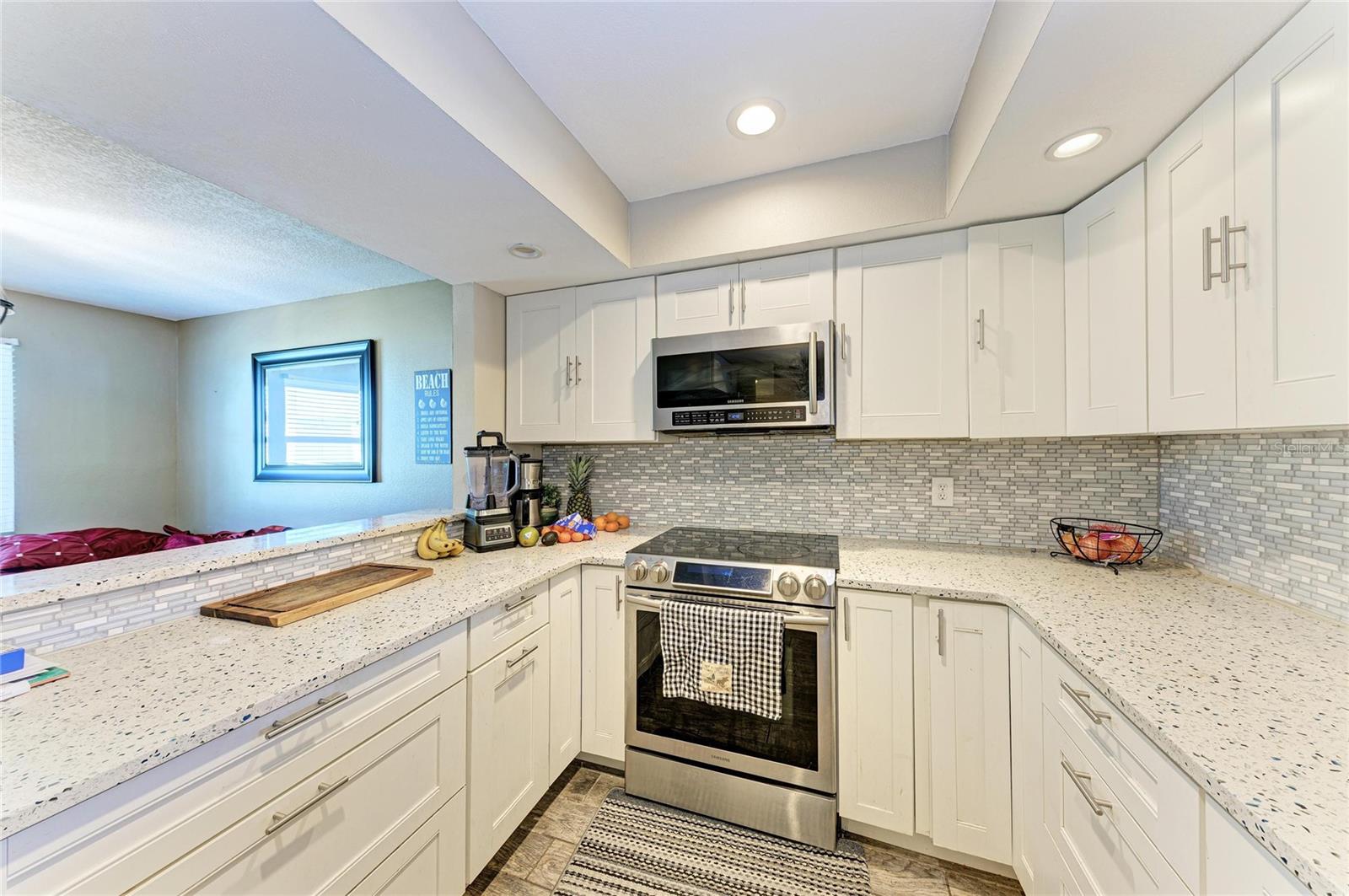 MOORINGS OF MAXIMO CONDO - Residential