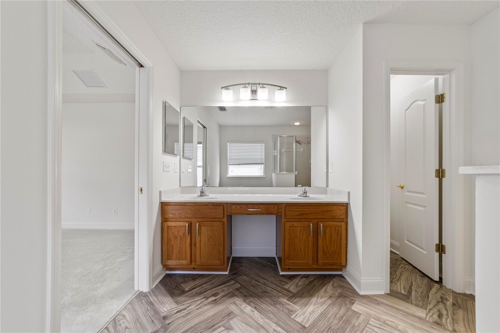 WHISPER RDG - Residential