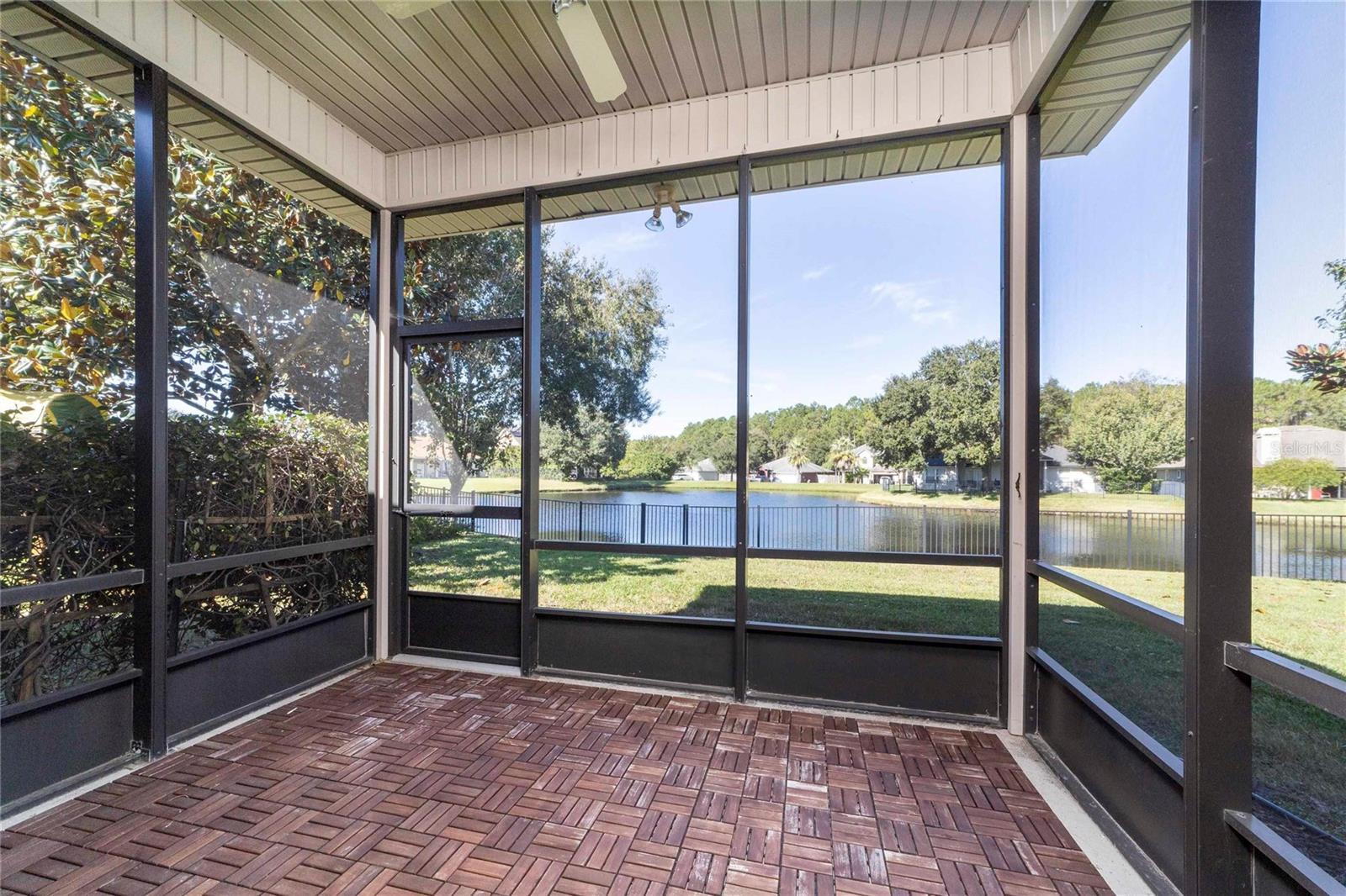 WHISPER RDG - Residential